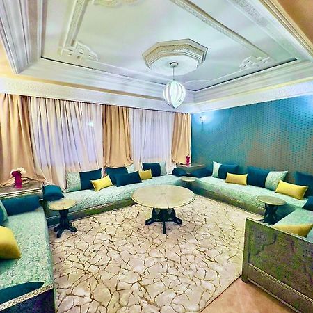 Superbe Appartement Avec Parking Gratuit Marrakesh Bagian luar foto
