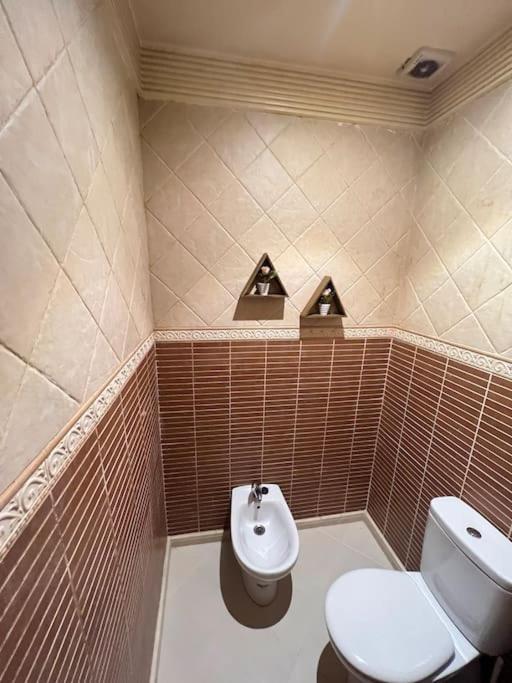 Superbe Appartement Avec Parking Gratuit Marrakesh Bagian luar foto