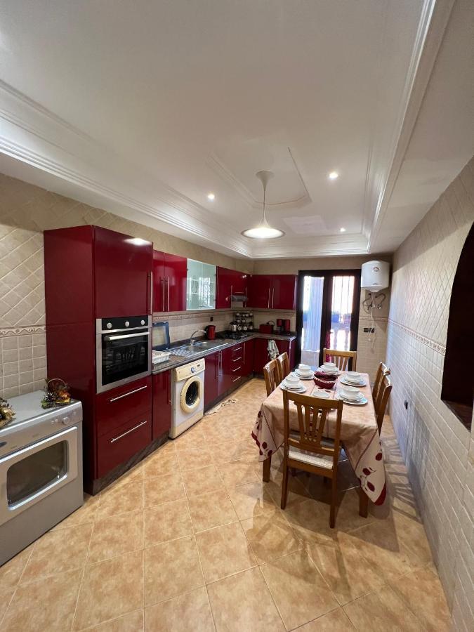 Superbe Appartement Avec Parking Gratuit Marrakesh Bagian luar foto