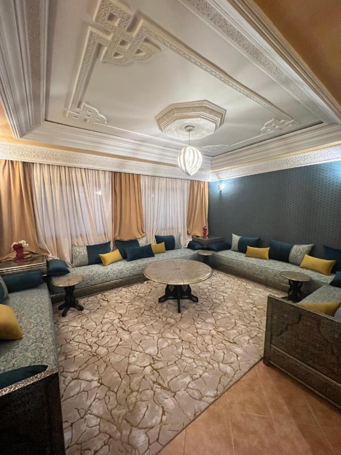 Superbe Appartement Avec Parking Gratuit Marrakesh Bagian luar foto